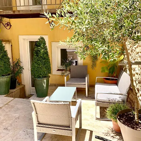 La Maison Du Courtil, Figue-miel Мустье-Сент-Мари